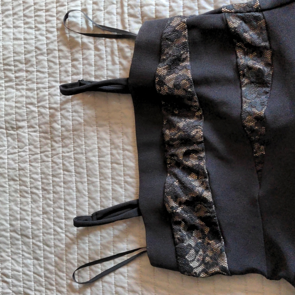 *SOLD*Torrid Black & Nude Lace Layered Bodycon Mini Dress - Picture 9 of 15